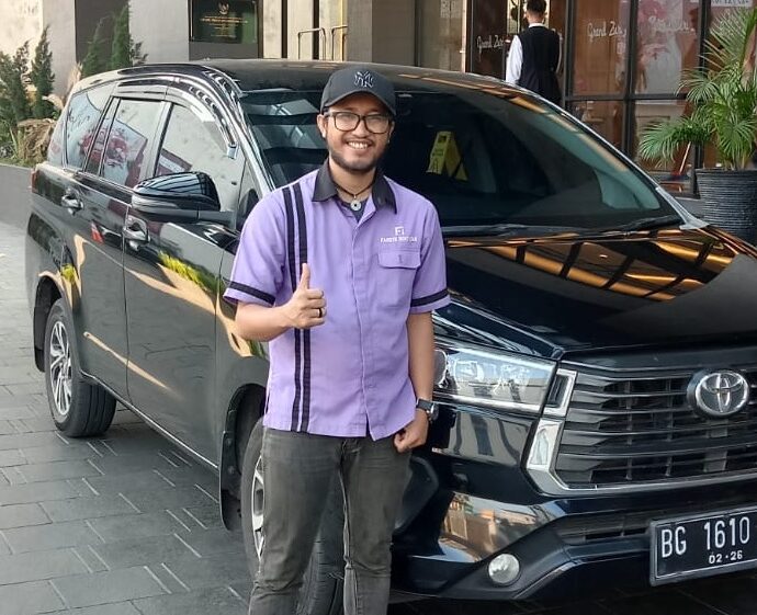 driver ramah dan dapat diandalkan - farizqi rent car